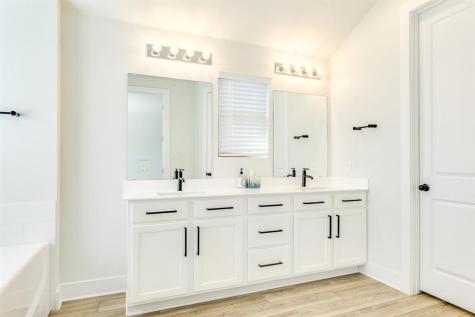 122 Biscayne Bay Bend Kyle TX 78640