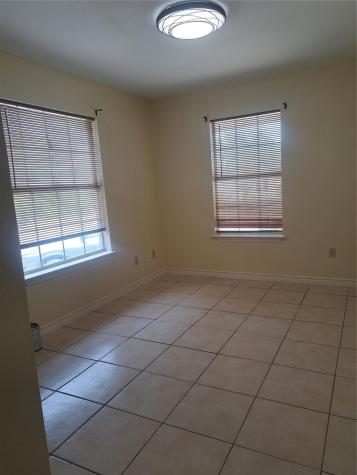 1602 Avenida Mexico Avenue Laredo TX 78046