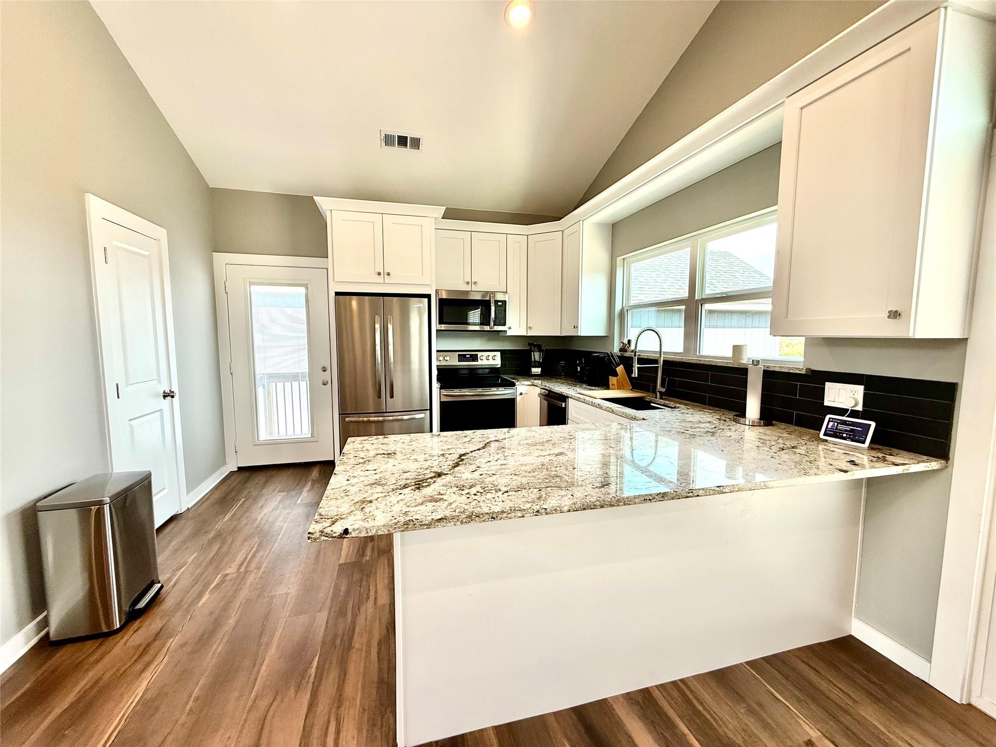 618 Hill Street Burnet TX 78611
