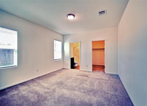 125 Woodpecker Run Jarrell TX 76537