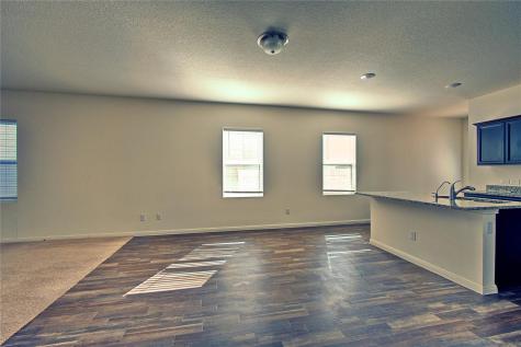 125 Woodpecker Run Jarrell TX 76537