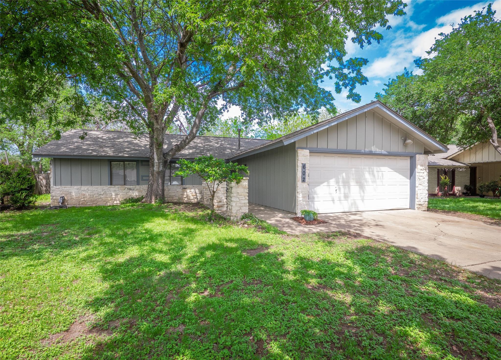 602 Old Stone Road Austin TX 78745