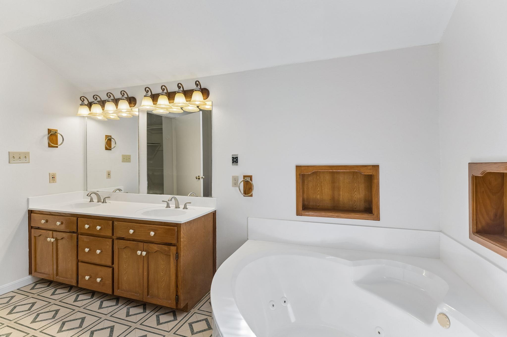 986 Benchmark Trail Belton TX 76513