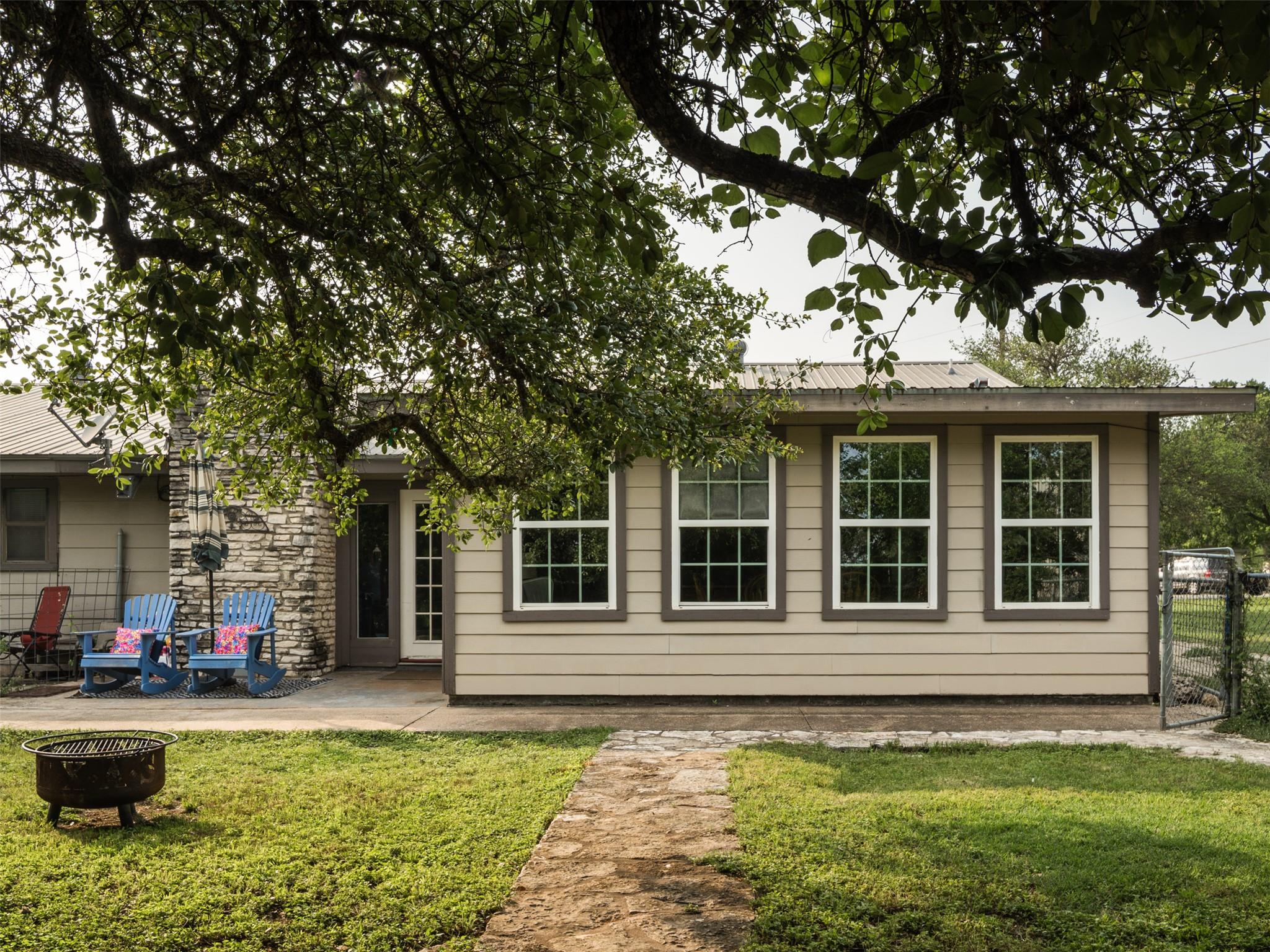 191 Bonnie Drive Dripping Springs TX 78620