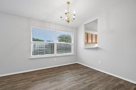 205 Cavalry Trail Elgin TX 78621