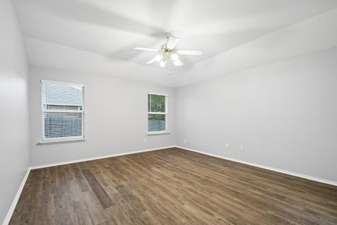 205 Cavalry Trail Elgin TX 78621