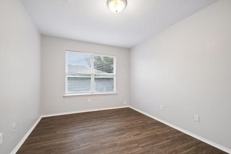 205 Cavalry Trail Elgin TX 78621