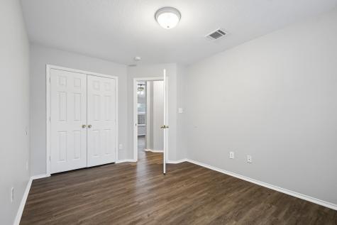 205 Cavalry Trail Elgin TX 78621