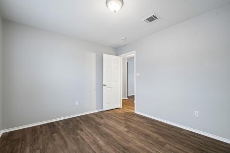 205 Cavalry Trail Elgin TX 78621