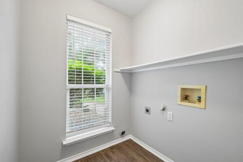 205 Cavalry Trail Elgin TX 78621