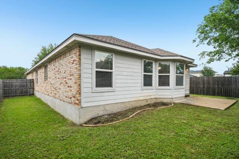 205 Cavalry Trail Elgin TX 78621