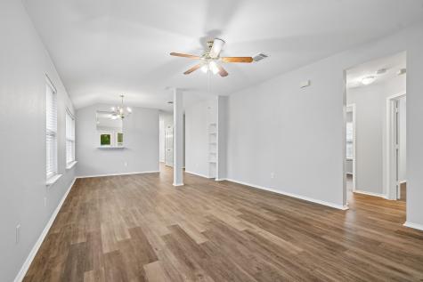 205 Cavalry Trail Elgin TX 78621