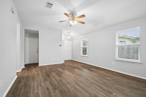 205 Cavalry Trail Elgin TX 78621