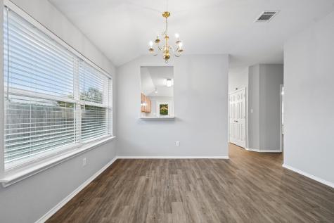 205 Cavalry Trail Elgin TX 78621