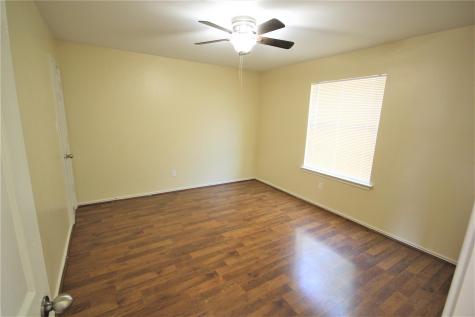 205 Rinehardt Street Hutto TX 78634