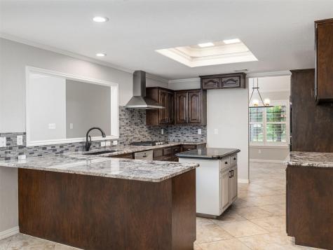 1304 Sagewood Drive Taylor TX 76574