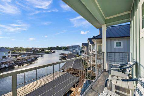 200 Marina Bluff Kingsland TX 78639