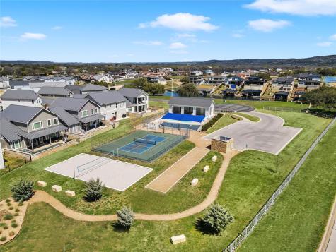 200 Marina Bluff Kingsland TX 78639