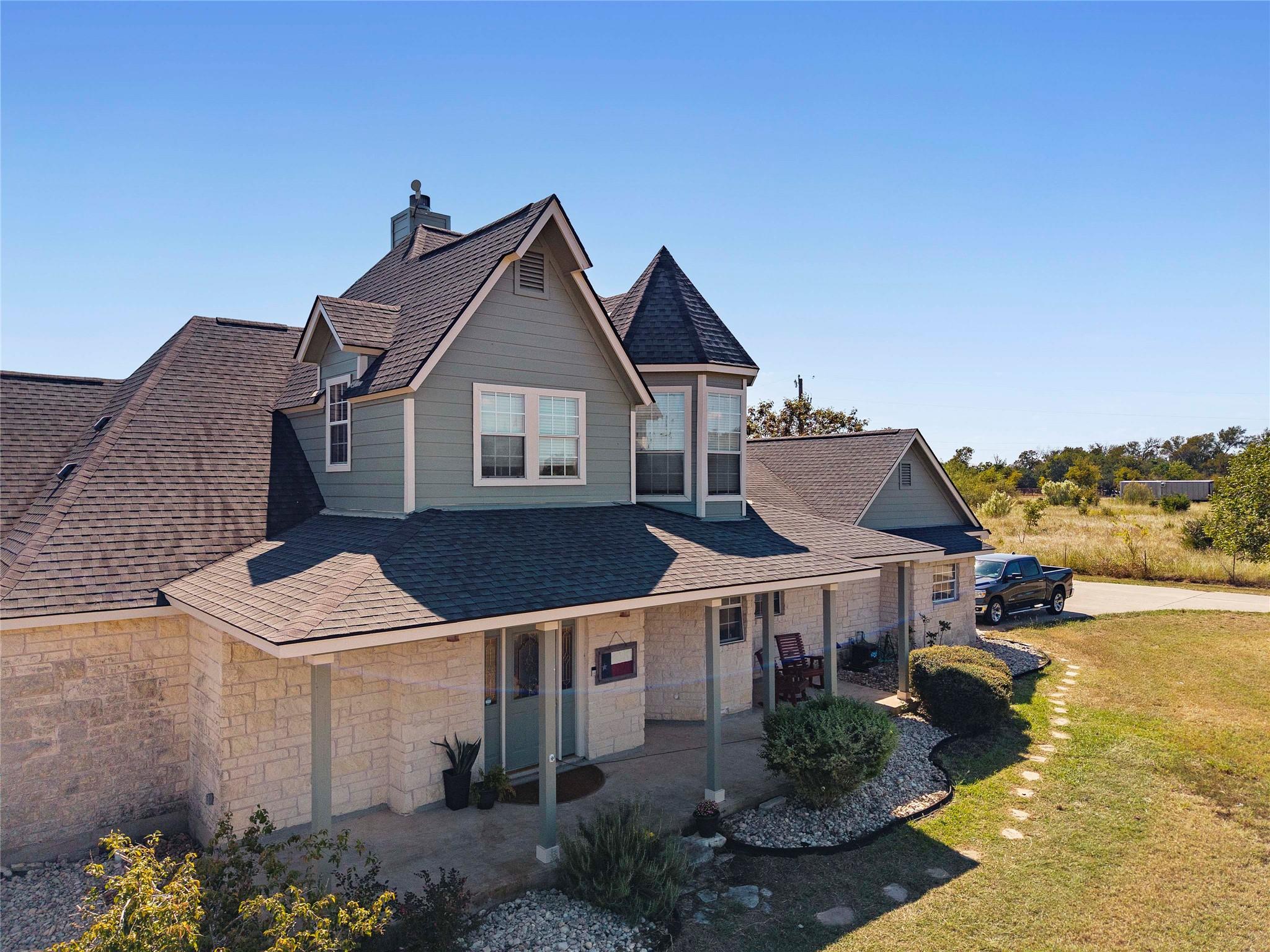 913 County Road 220 Florence TX 76527