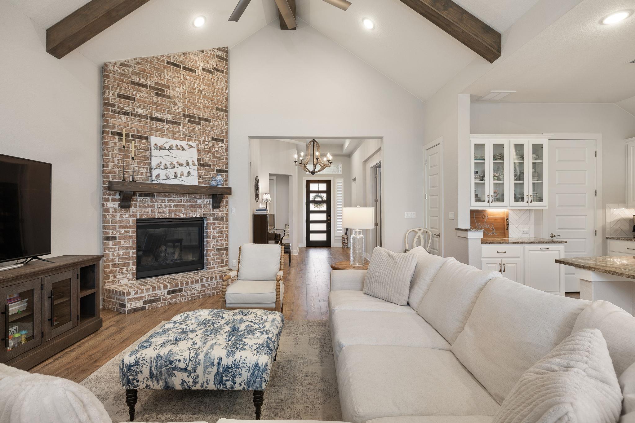 1219 Leaning Oak Lane Georgetown TX 78628