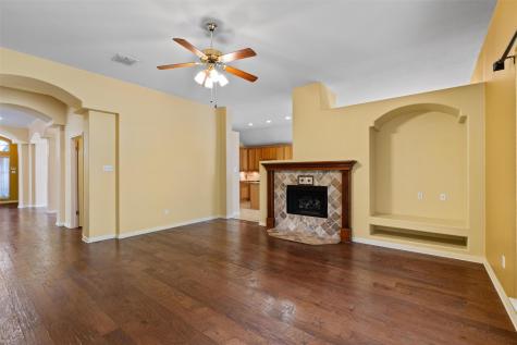 6814 Thistle Hill Way Austin TX 78754