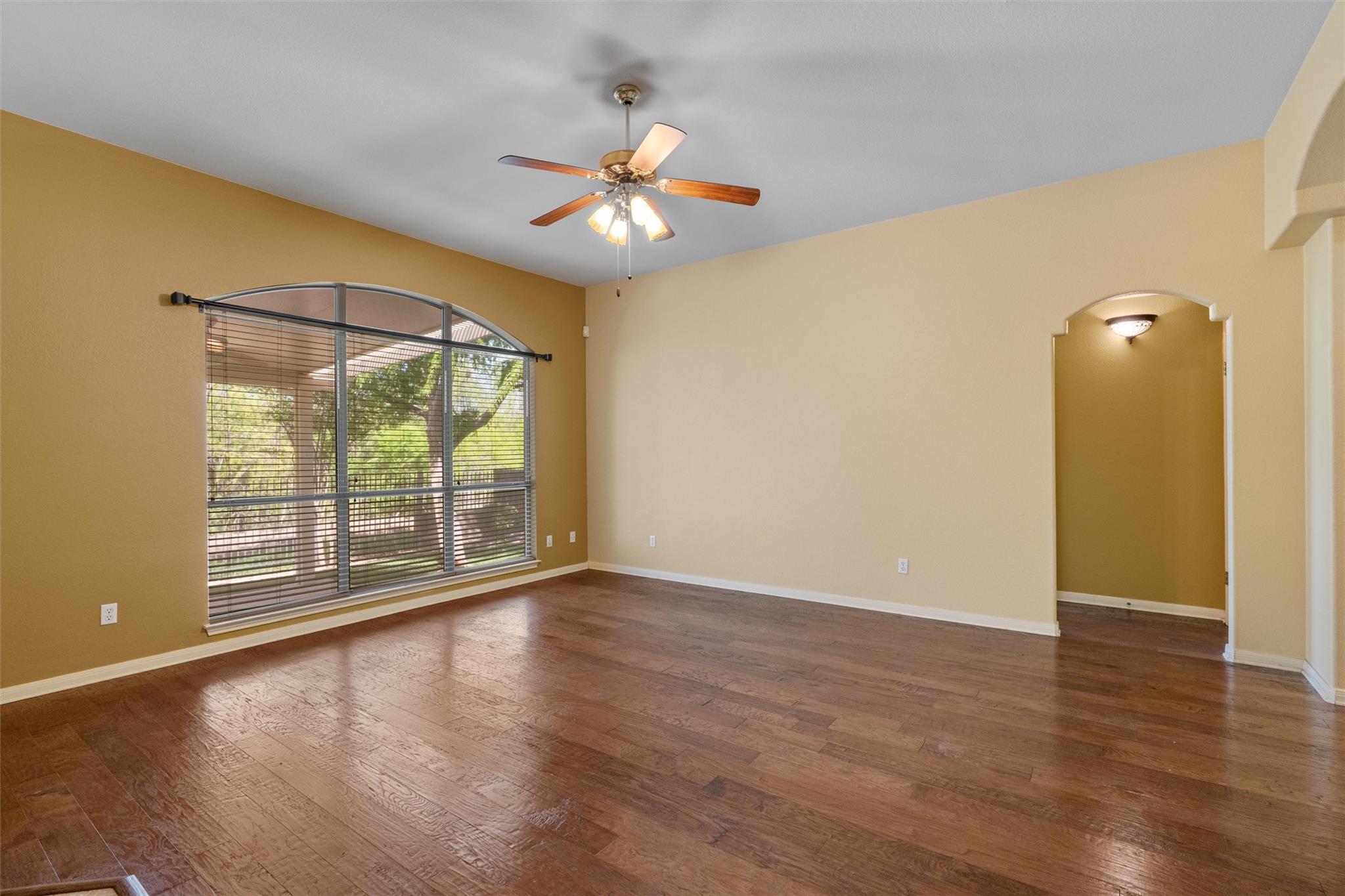 6814 Thistle Hill Way Austin TX 78754
