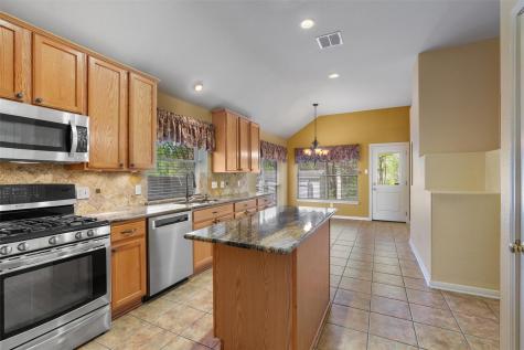 6814 Thistle Hill Way Austin TX 78754