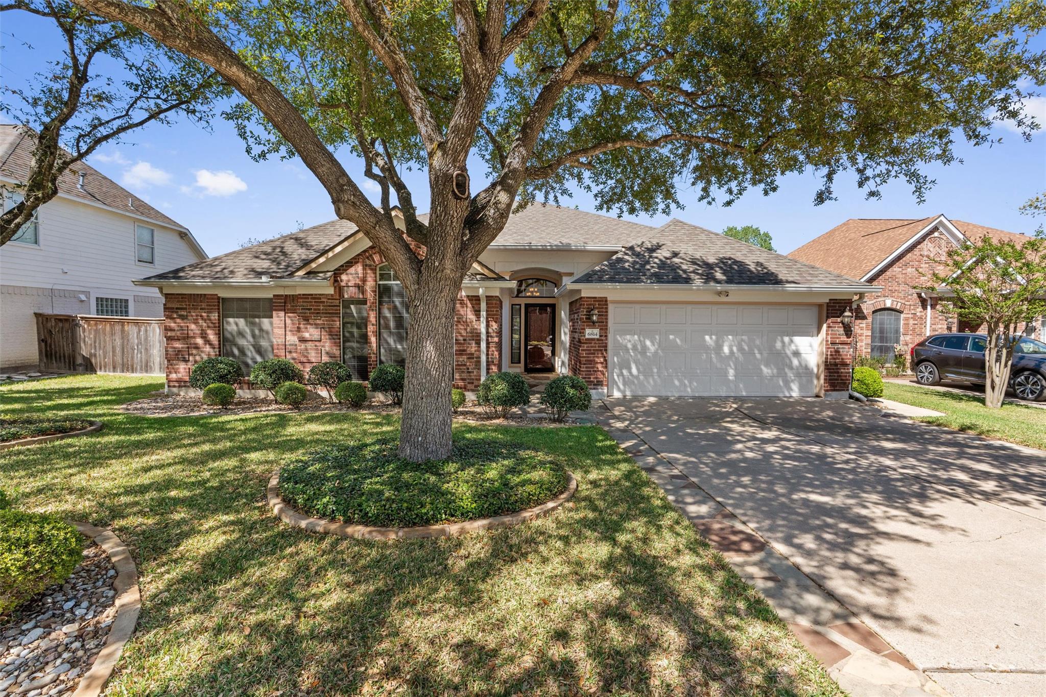 6814 Thistle Hill Way Austin TX 78754
