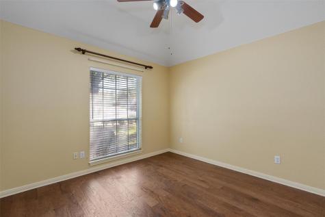 6814 Thistle Hill Way Austin TX 78754