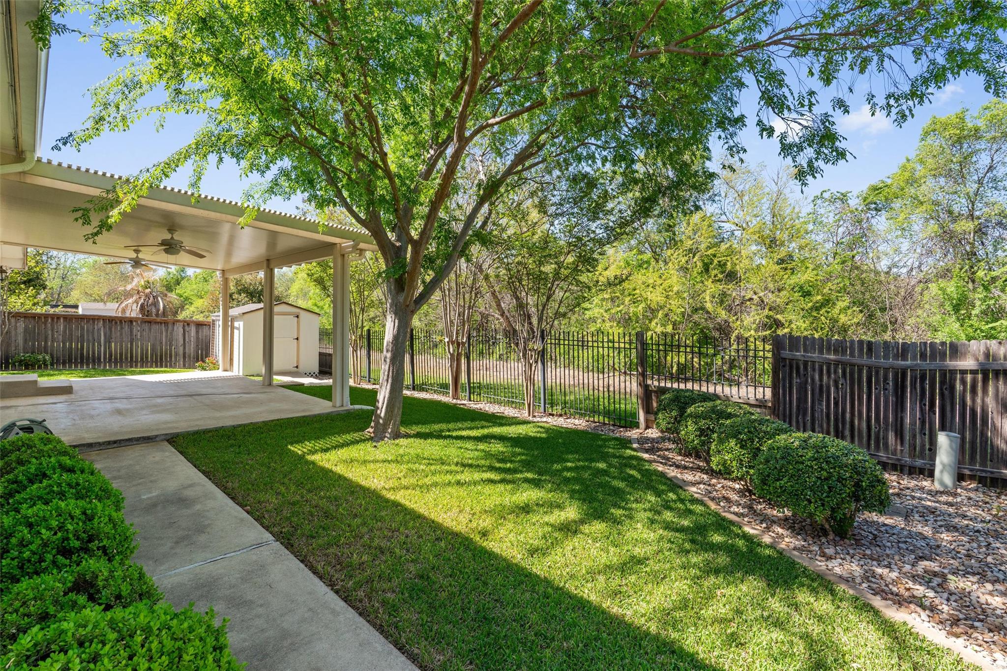 6814 Thistle Hill Way Austin TX 78754