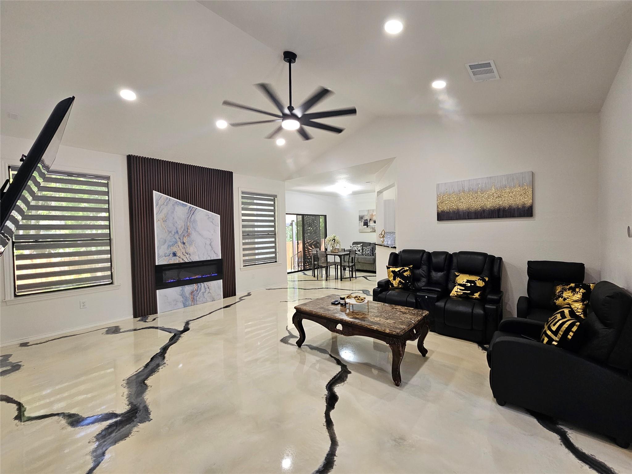 11806 Prairie Hen Lane Austin TX 78758