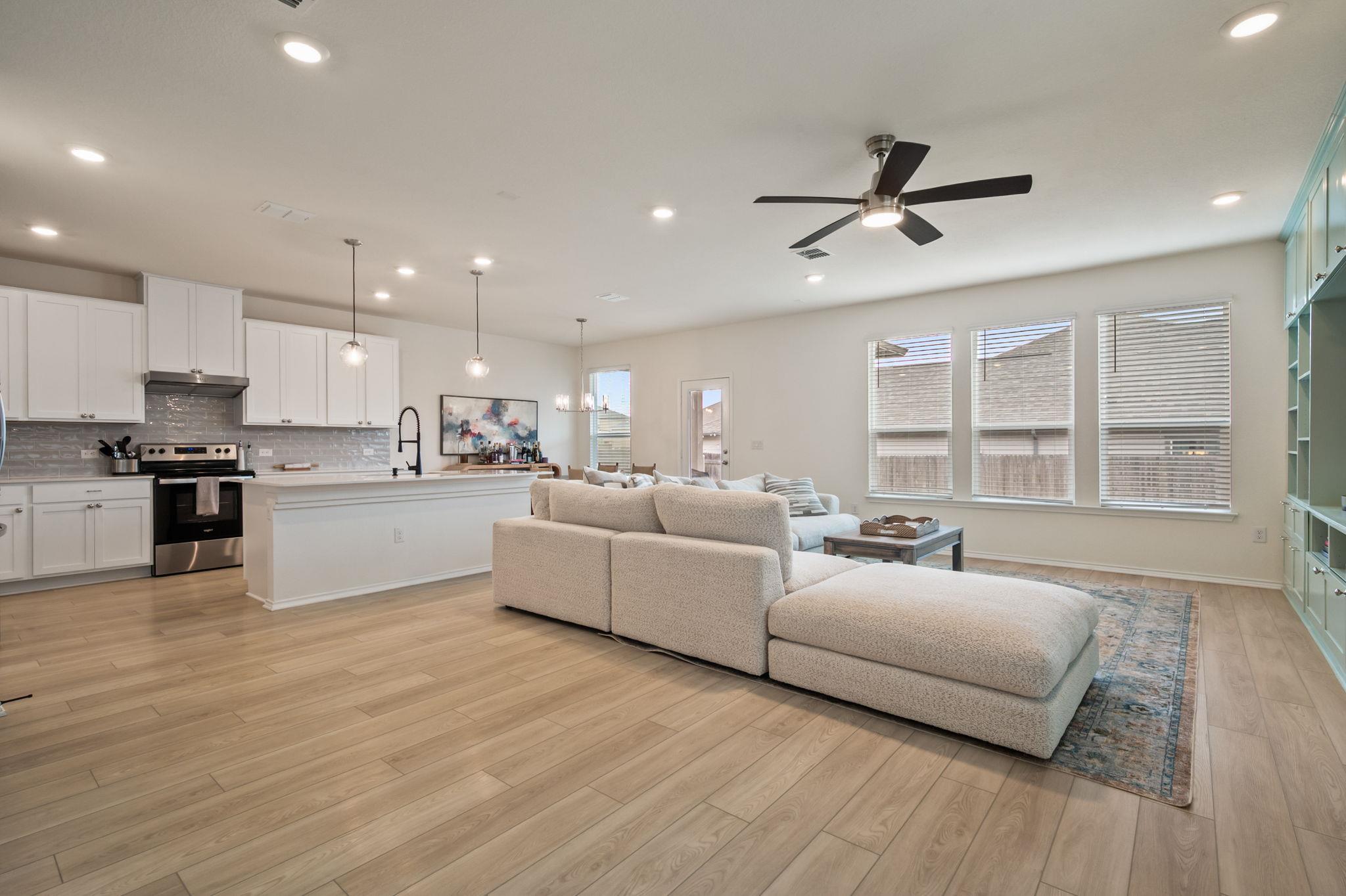7805 House Finch Drive Austin TX 78744