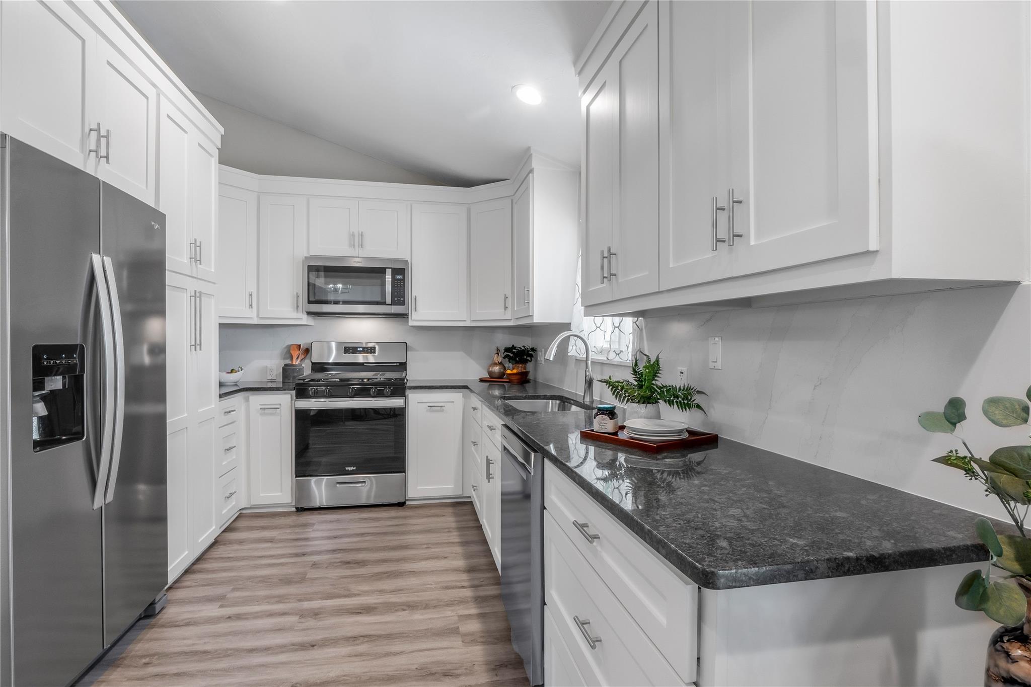 8007 Colony Loop Drive Austin TX 78724