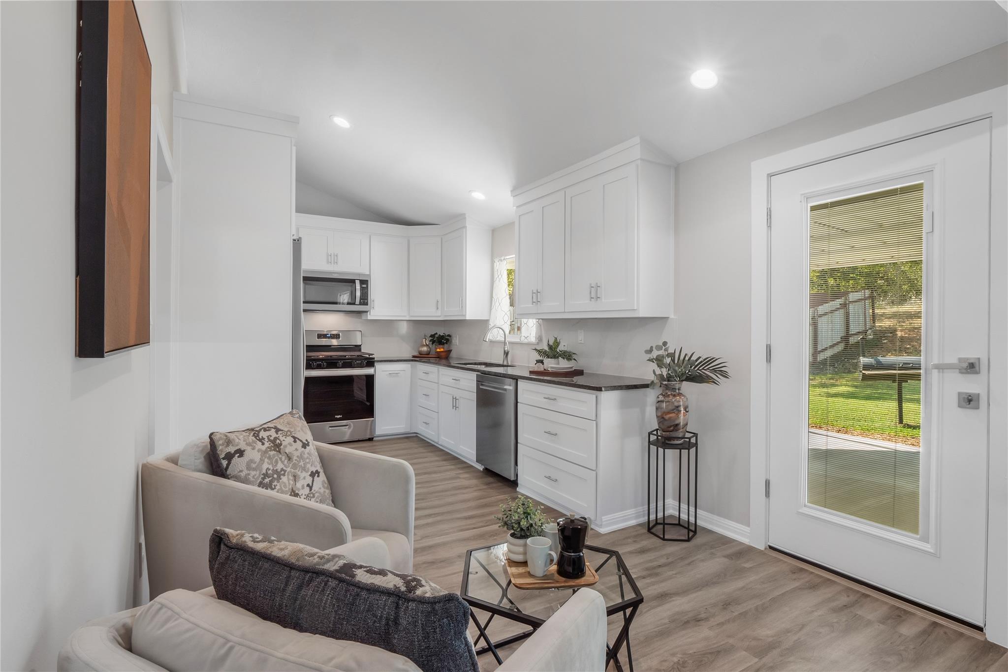 8007 Colony Loop Drive Austin TX 78724