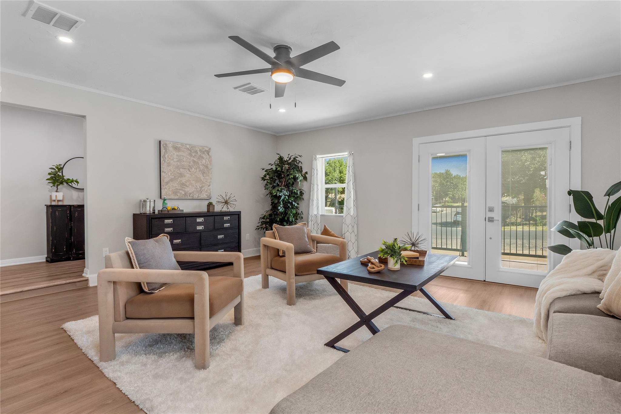 8007 Colony Loop Drive Austin TX 78724