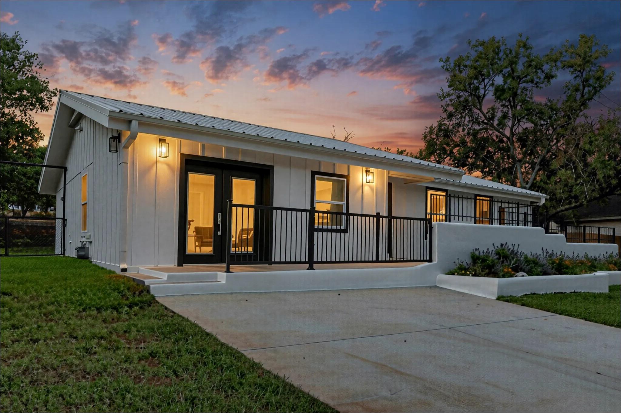 8007 Colony Loop Drive Austin TX 78724