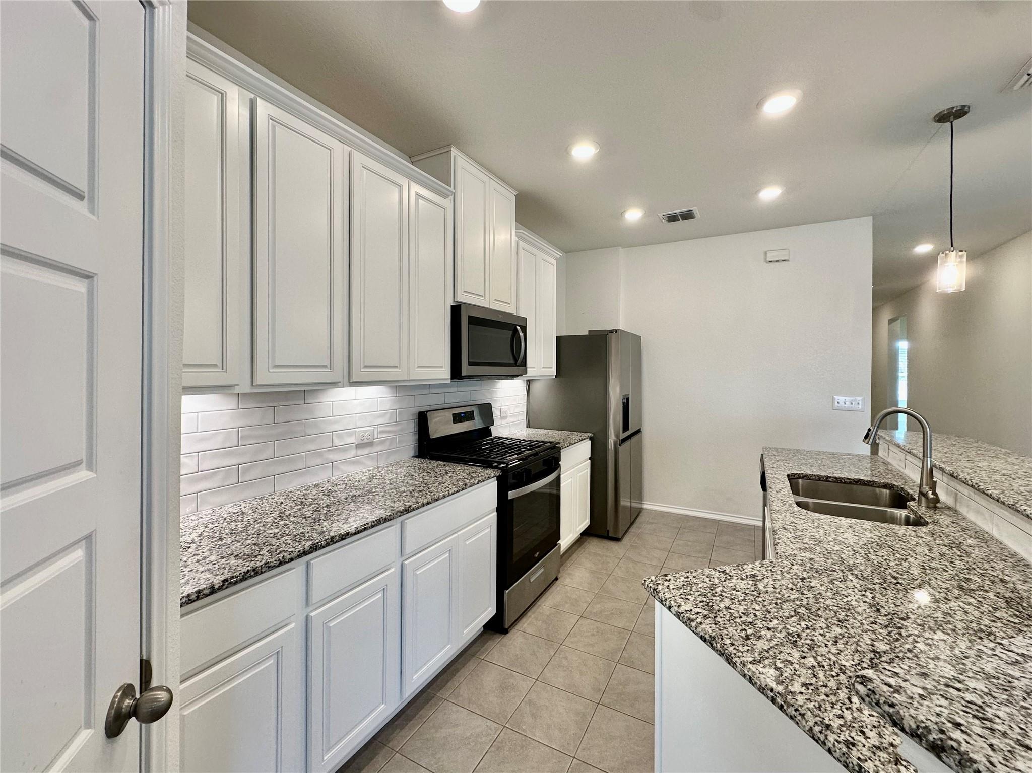 246 Teller Drive Lockhart TX 78644
