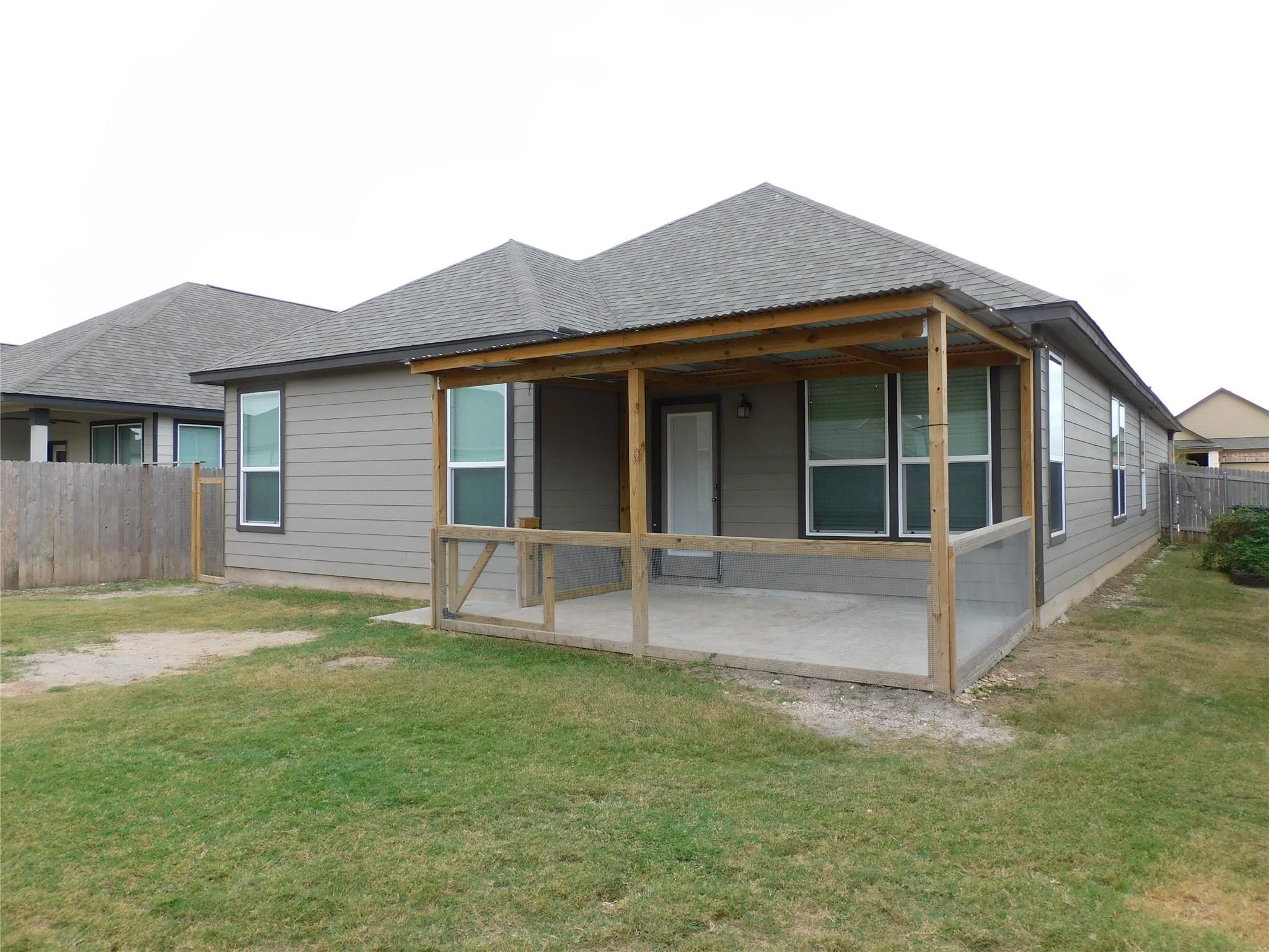246 Teller Drive Lockhart TX 78644
