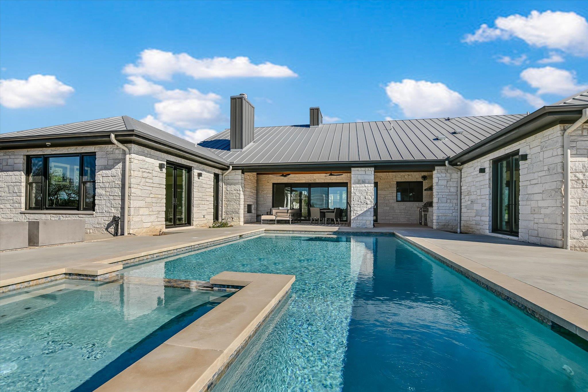 343 Pug Rippy Road Dripping Springs TX 78620