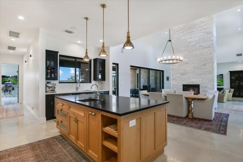 343 Pug Rippy Road Dripping Springs TX 78620