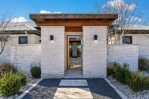343 Pug Rippy Road Dripping Springs TX 78620