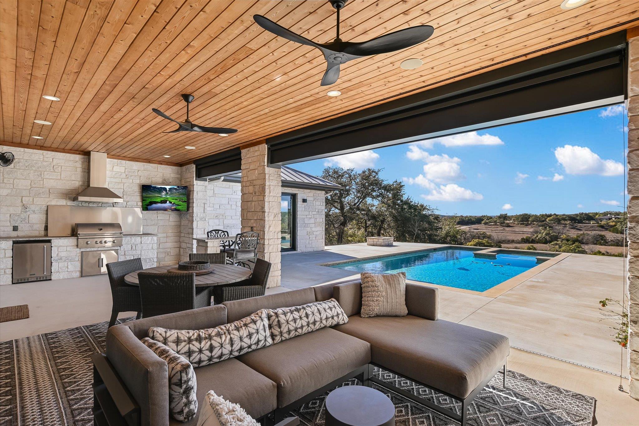 343 Pug Rippy Road Dripping Springs TX 78620