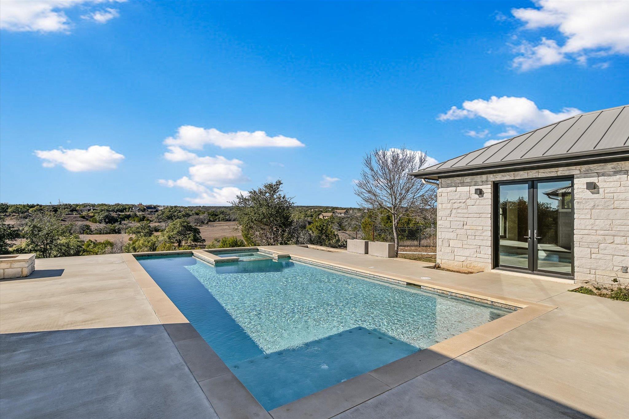 343 Pug Rippy Road Dripping Springs TX 78620
