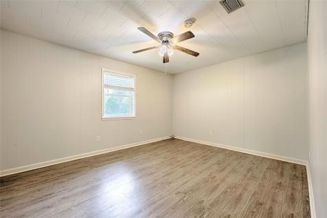 705 S La Grange Street Flatonia TX 78941