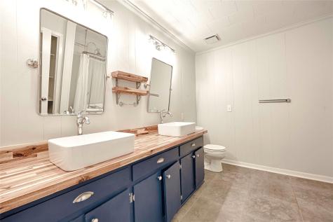 705 S La Grange Street Flatonia TX 78941
