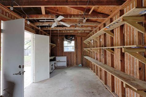 705 S La Grange Street Flatonia TX 78941