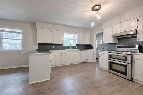 705 S La Grange Street Flatonia TX 78941