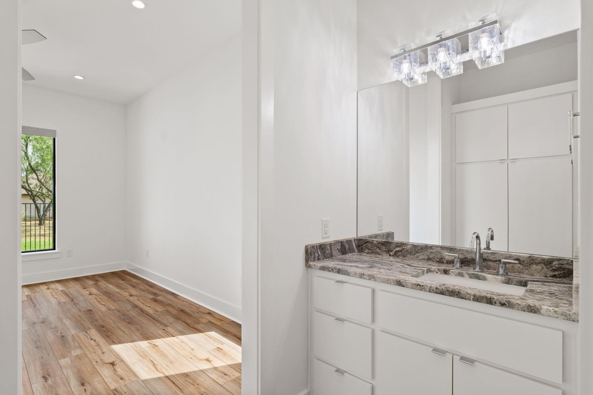 301 Eocene Horseshoe Bay TX 78657