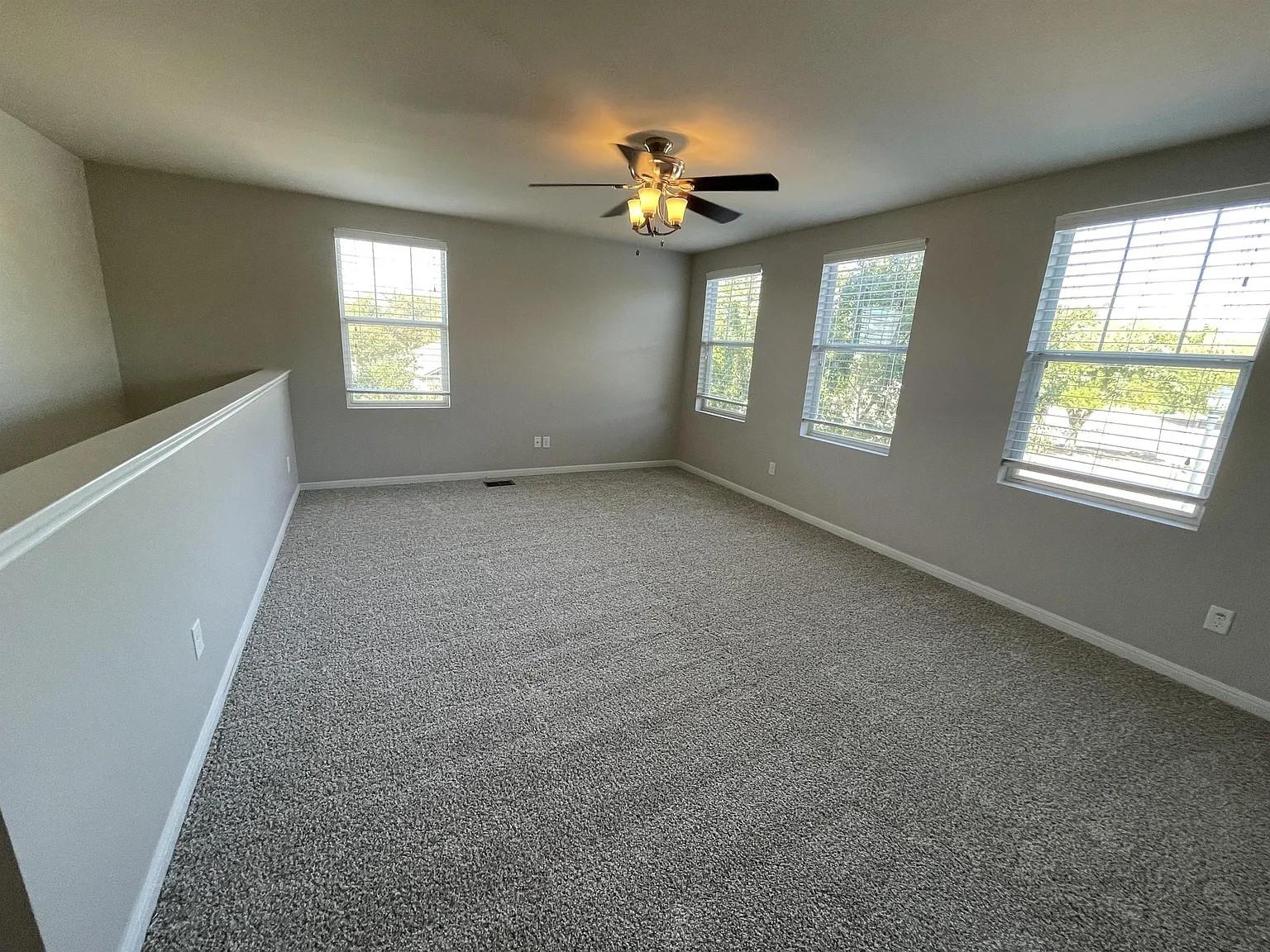 5136 Hellman Kyle TX 78640