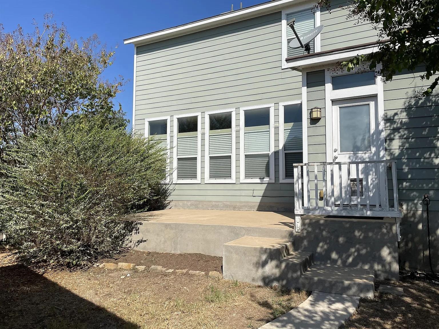 5136 Hellman Kyle TX 78640